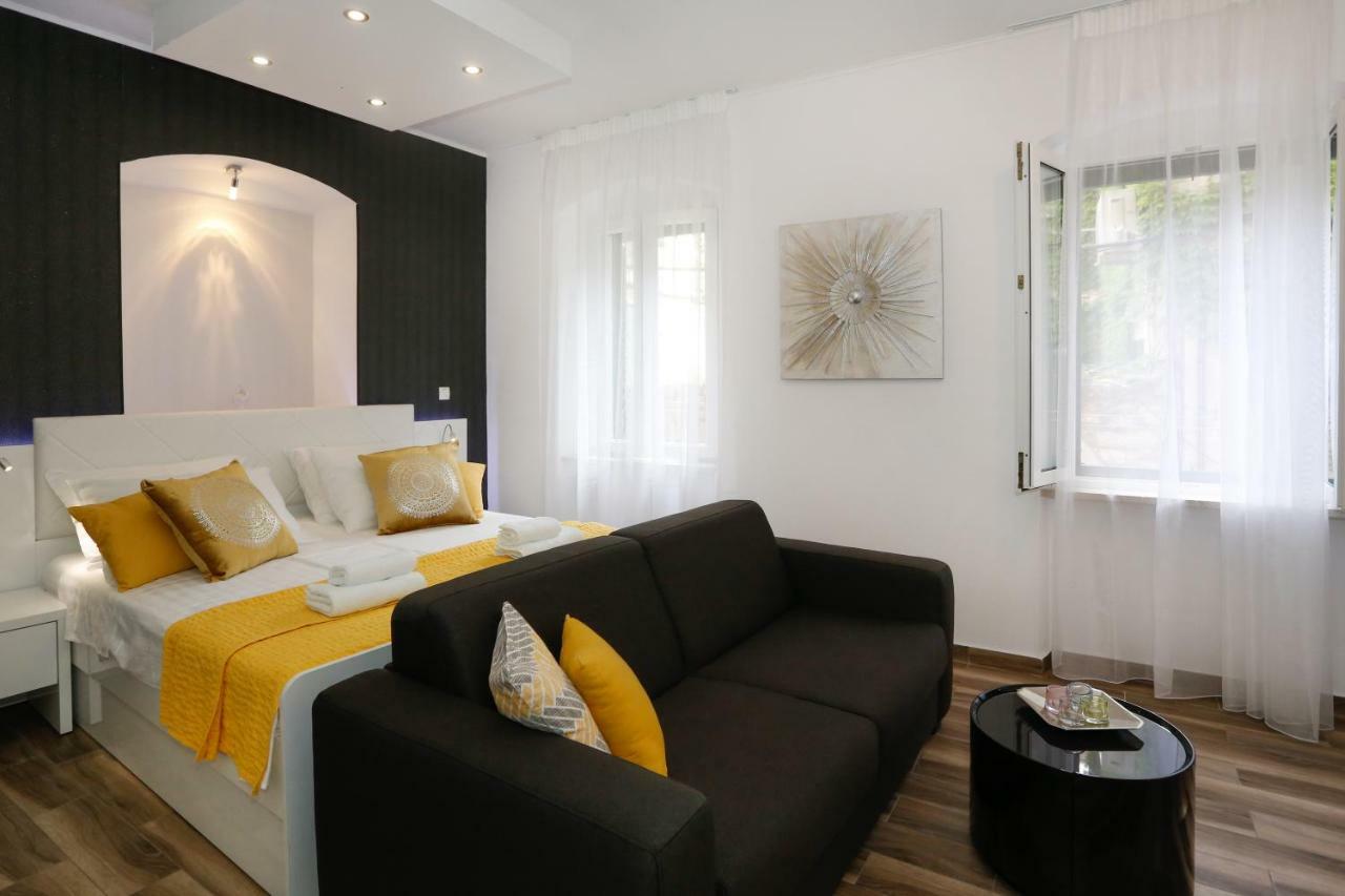 Studio Apartman Fictilis Split Exteriör bild