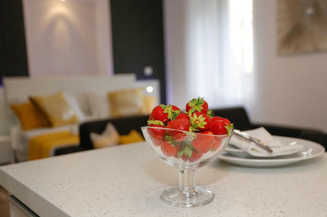 Studio Apartman Fictilis Split Exteriör bild