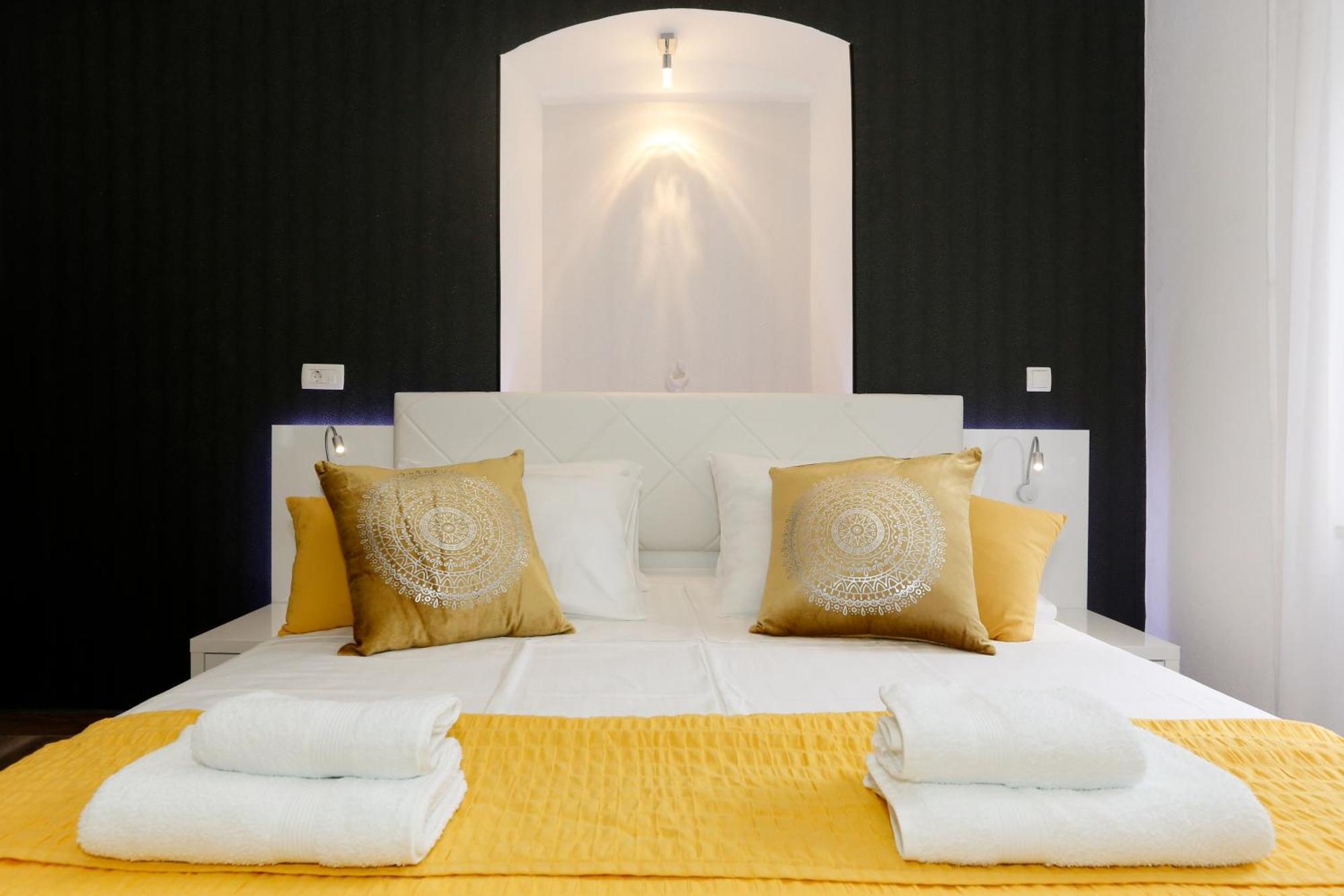 Studio Apartman Fictilis Split Exteriör bild